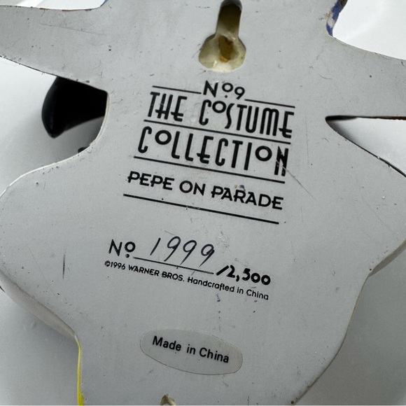 Vtg Pepe & Penelope On Parade 1996 Warner Brothers Costume Collection (set of 2) - Picture 10 of 12